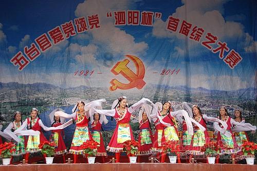 女子疑买到事故车,维权时与店员起争执后跳楼,弟弟:对方很强硬