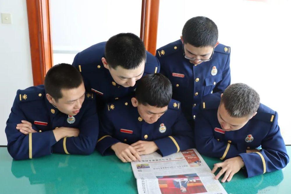 瞳术使用者