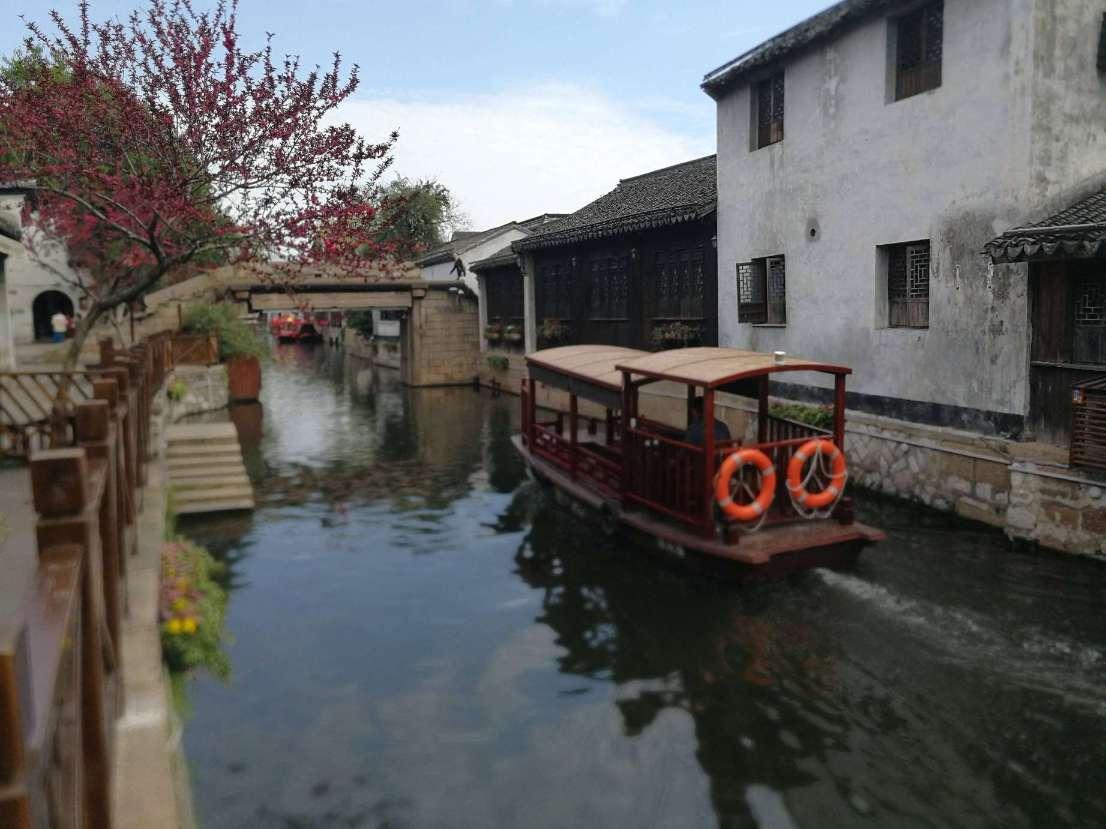 成都交警以雪为令启动恶劣天气应急响应机制