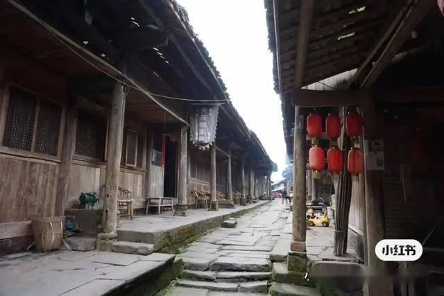 几何霓虹冲刺4无敌版